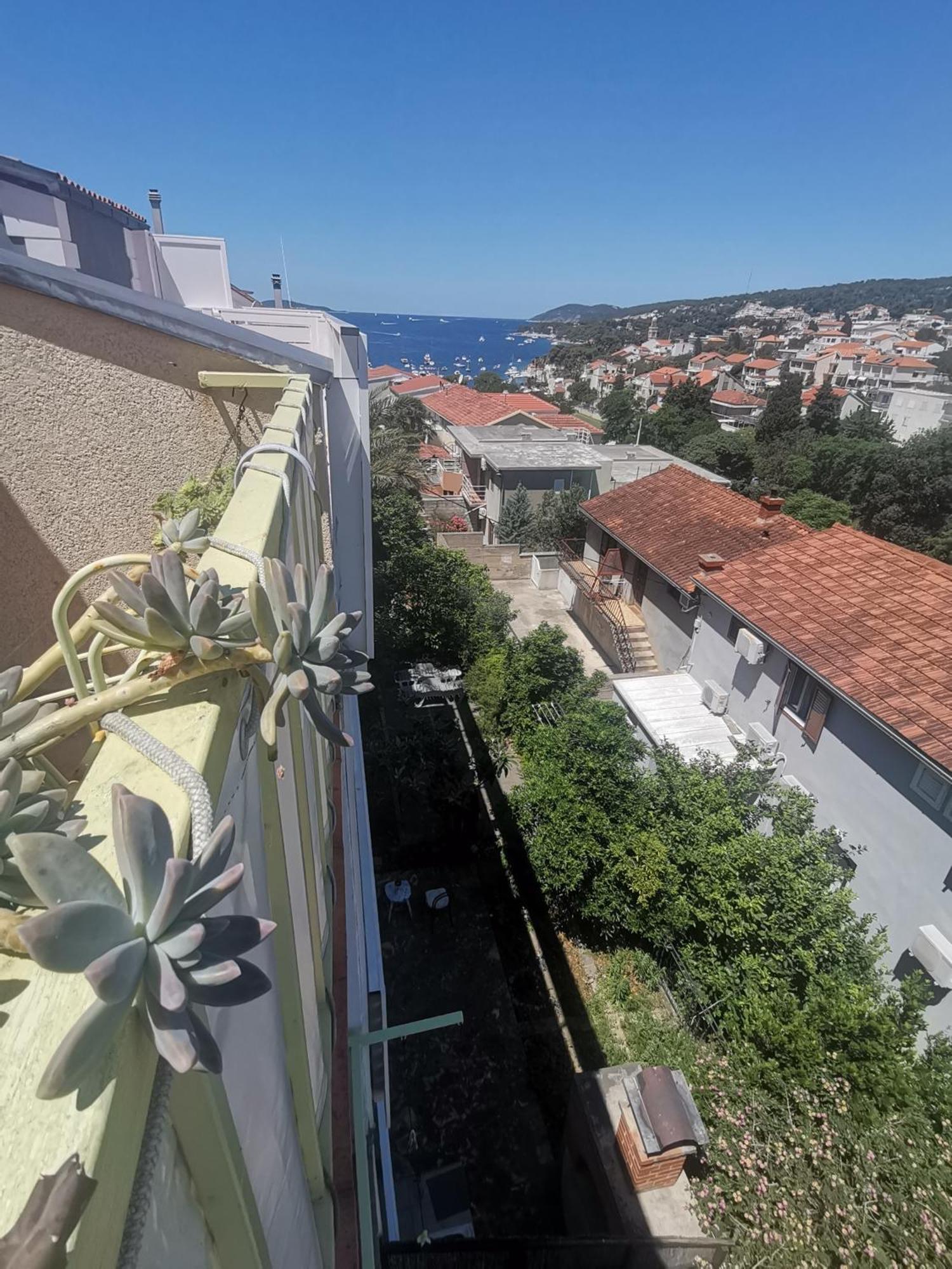 Apartments Green & Orange Хвар Екстериор снимка
