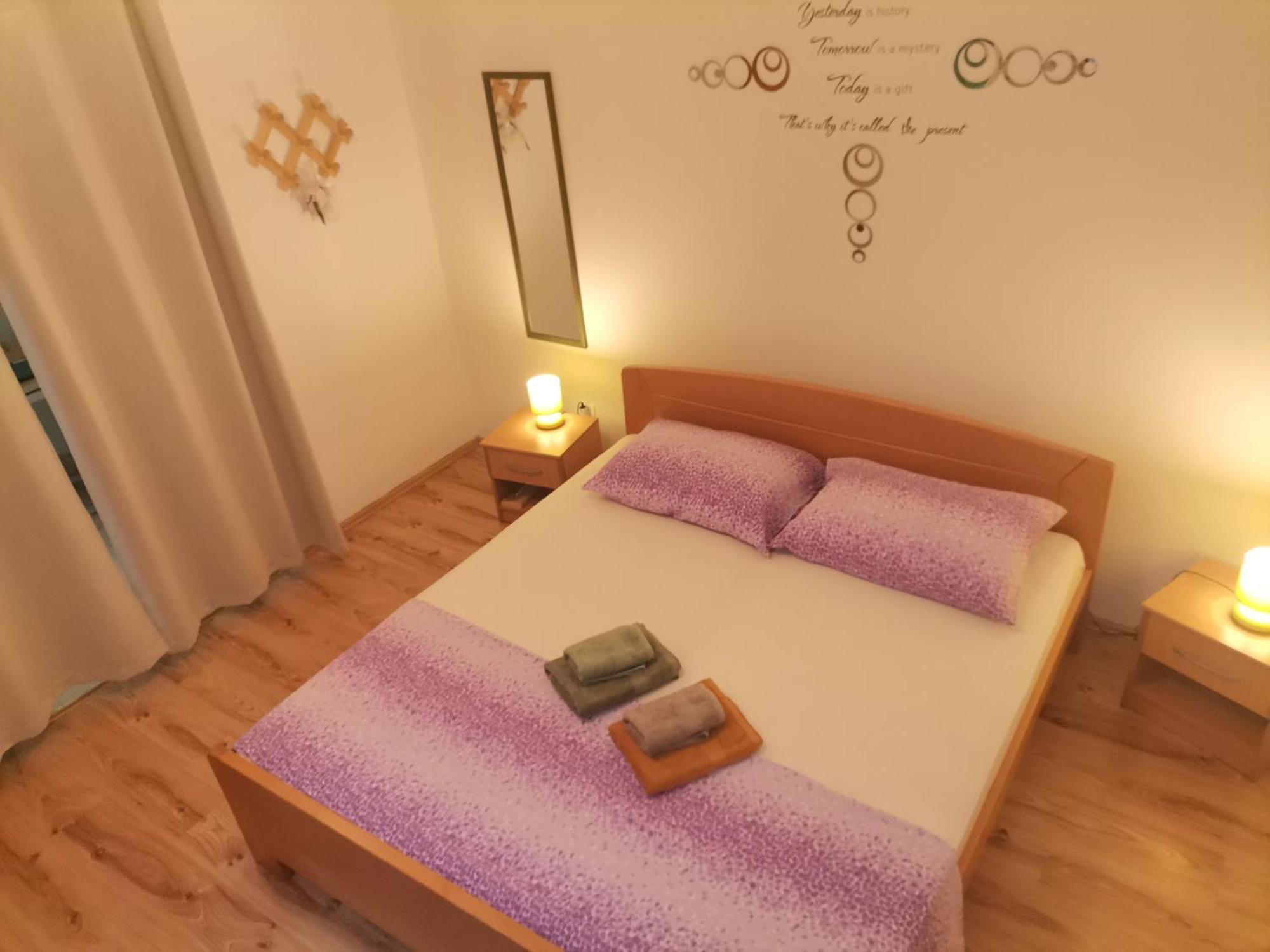Apartments Green & Orange Хвар Екстериор снимка
