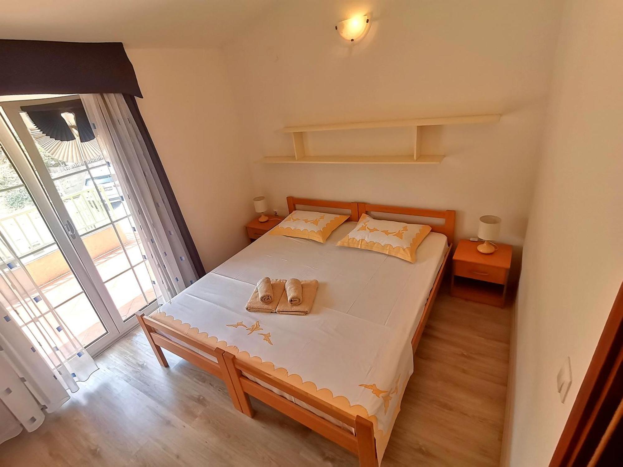 Apartments Green & Orange Хвар Екстериор снимка