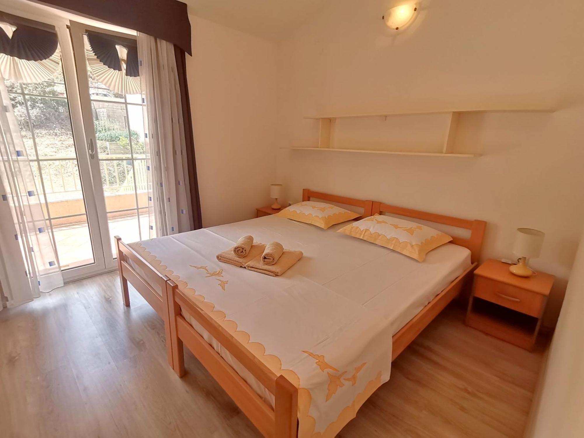 Apartments Green & Orange Хвар Екстериор снимка