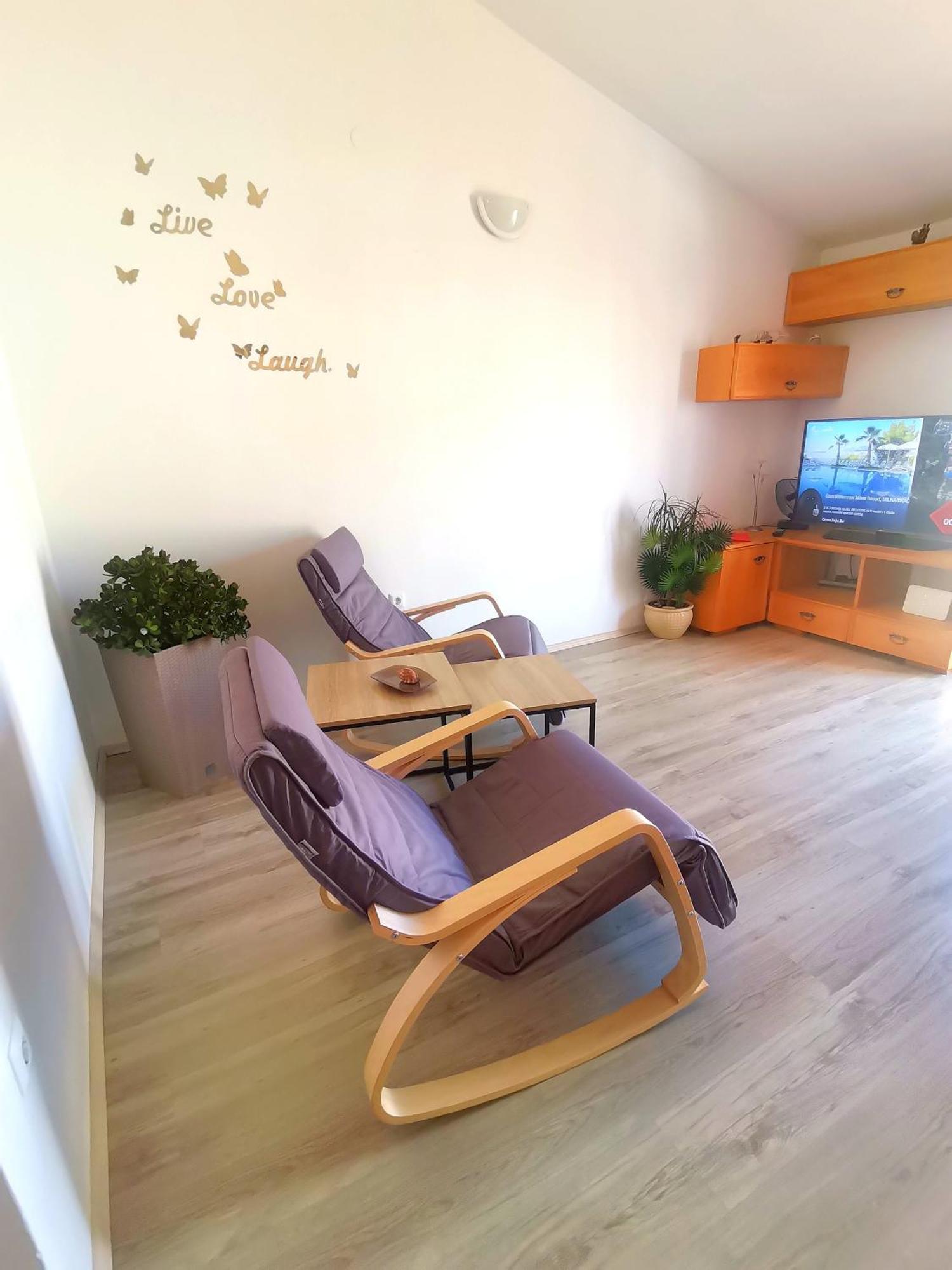 Apartments Green & Orange Хвар Екстериор снимка