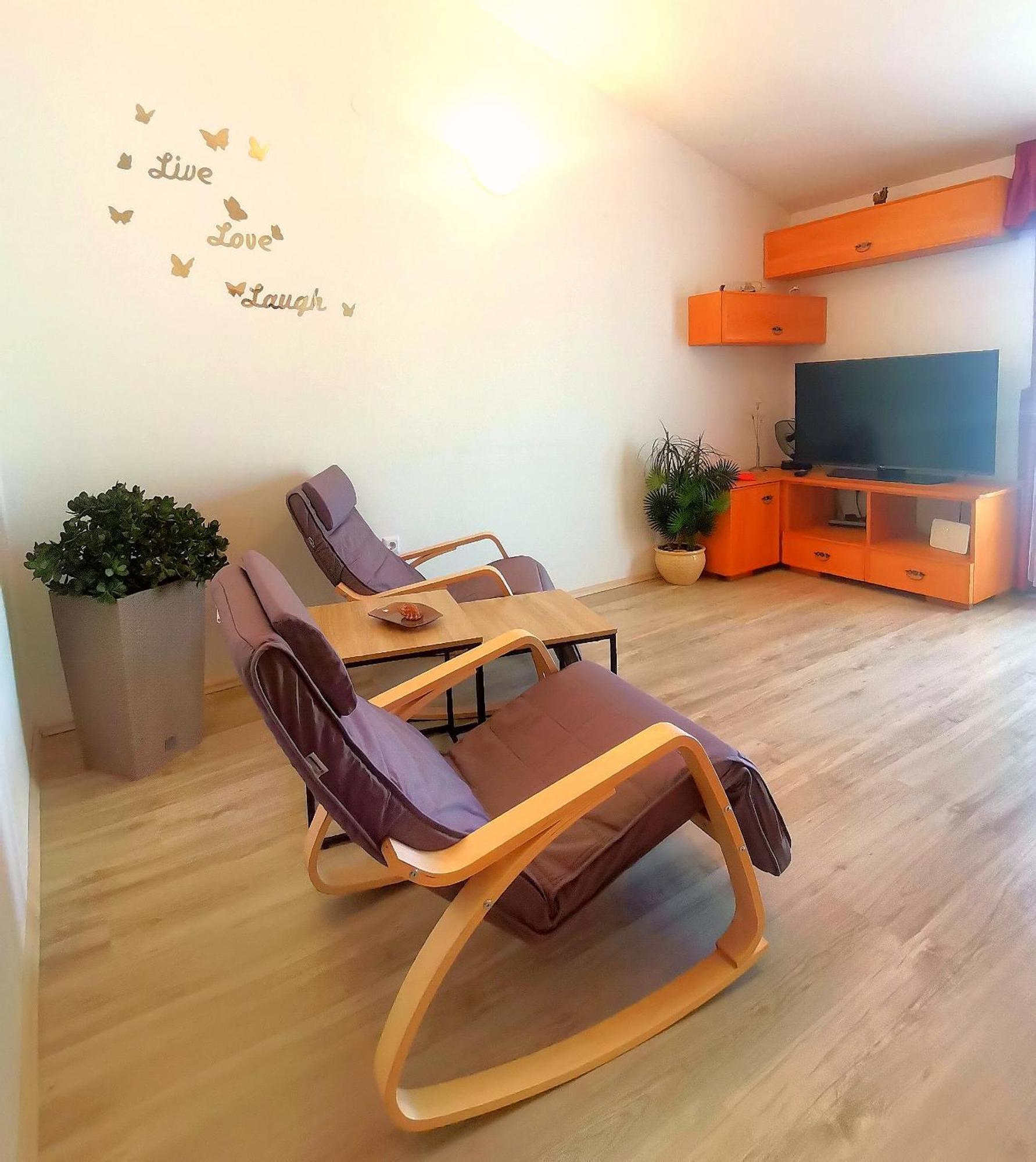 Apartments Green & Orange Хвар Екстериор снимка