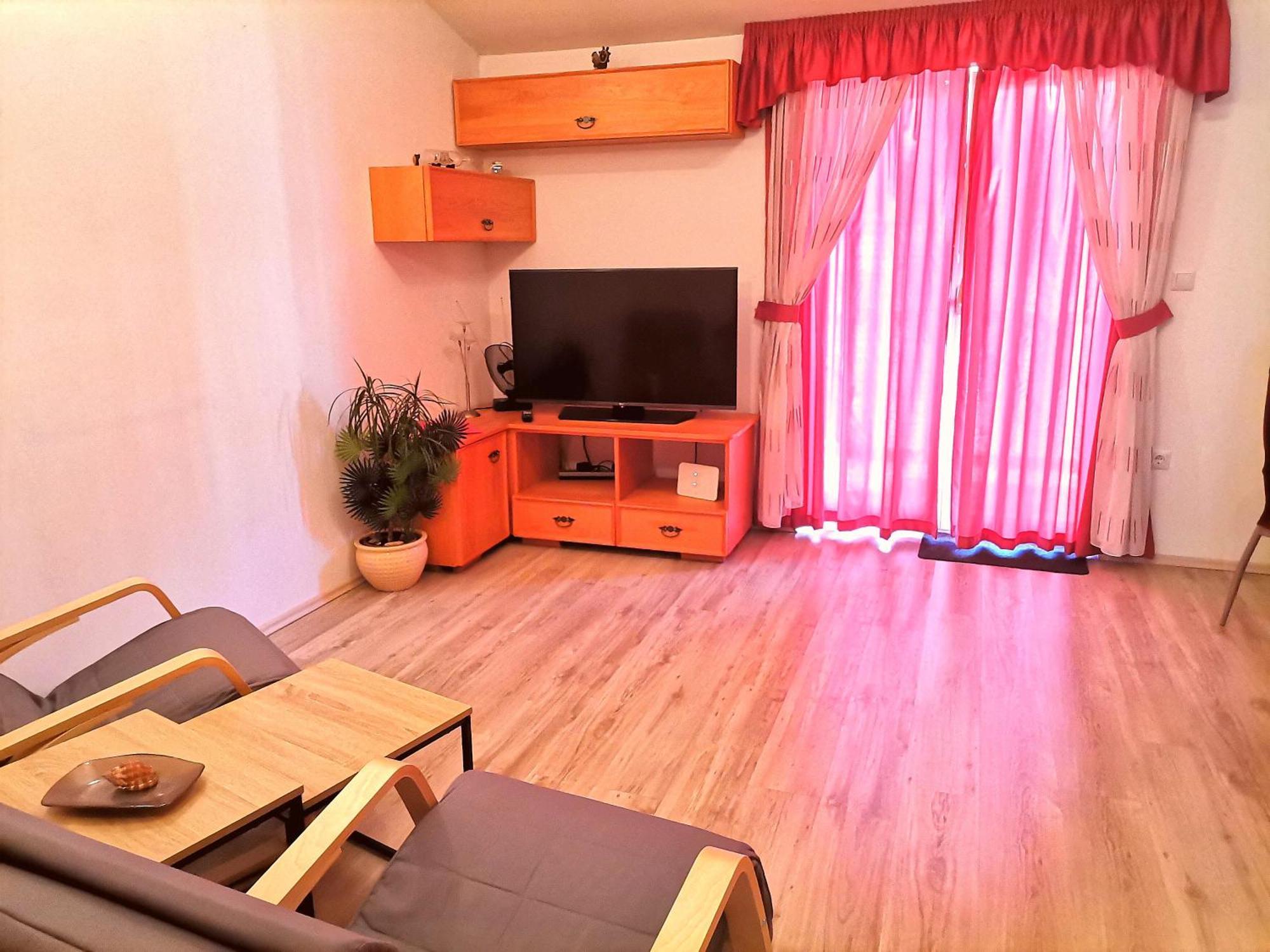Apartments Green & Orange Хвар Екстериор снимка